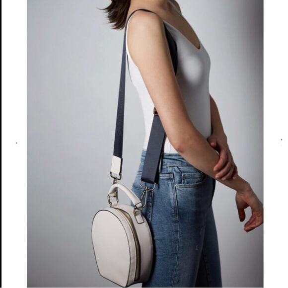 Deux Lux Yellow Annabelle Circle Crossbody Bag Purse - Picture 6 of 6